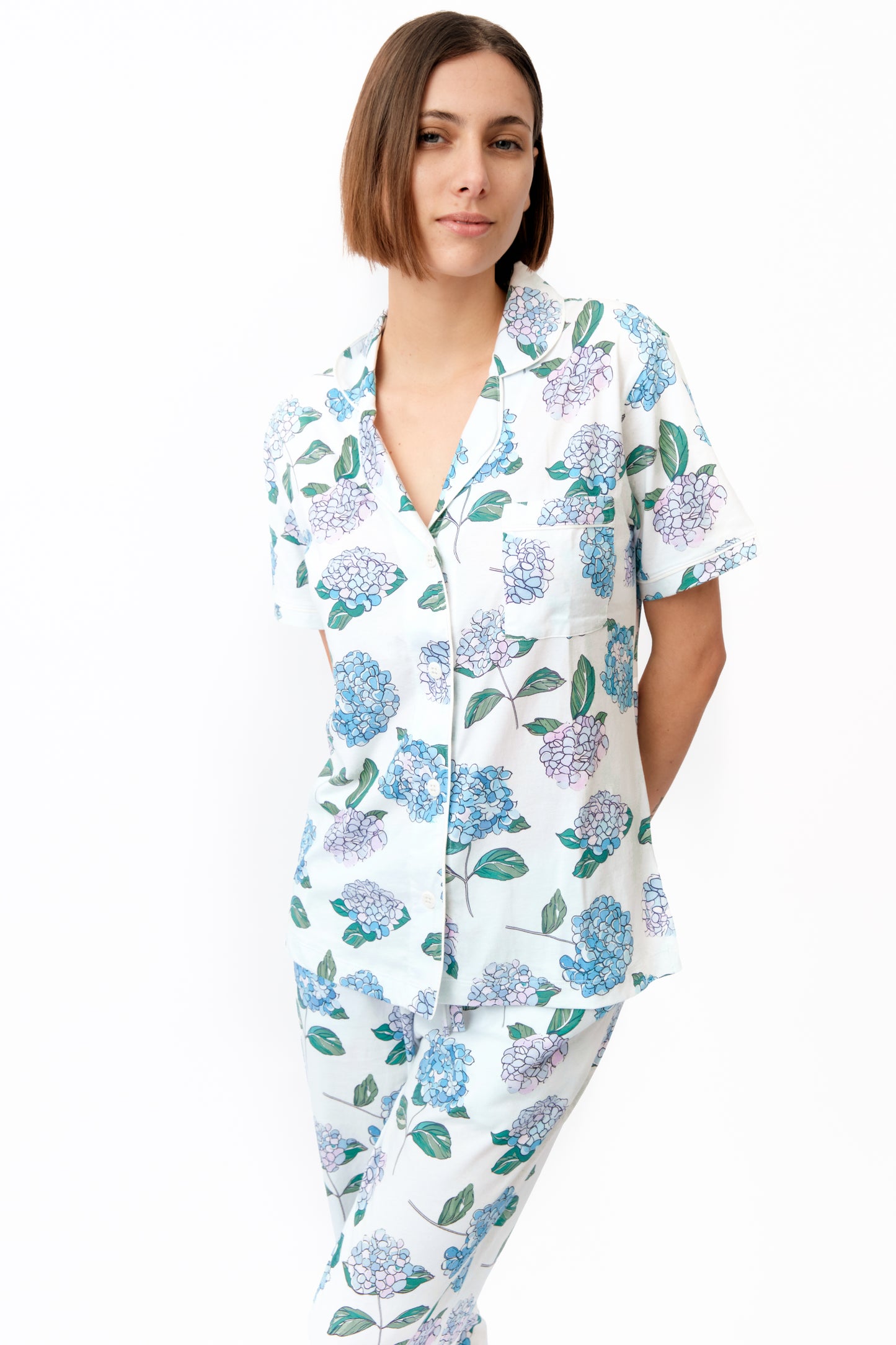 Relaxed Short/Long Set in Hydrangea