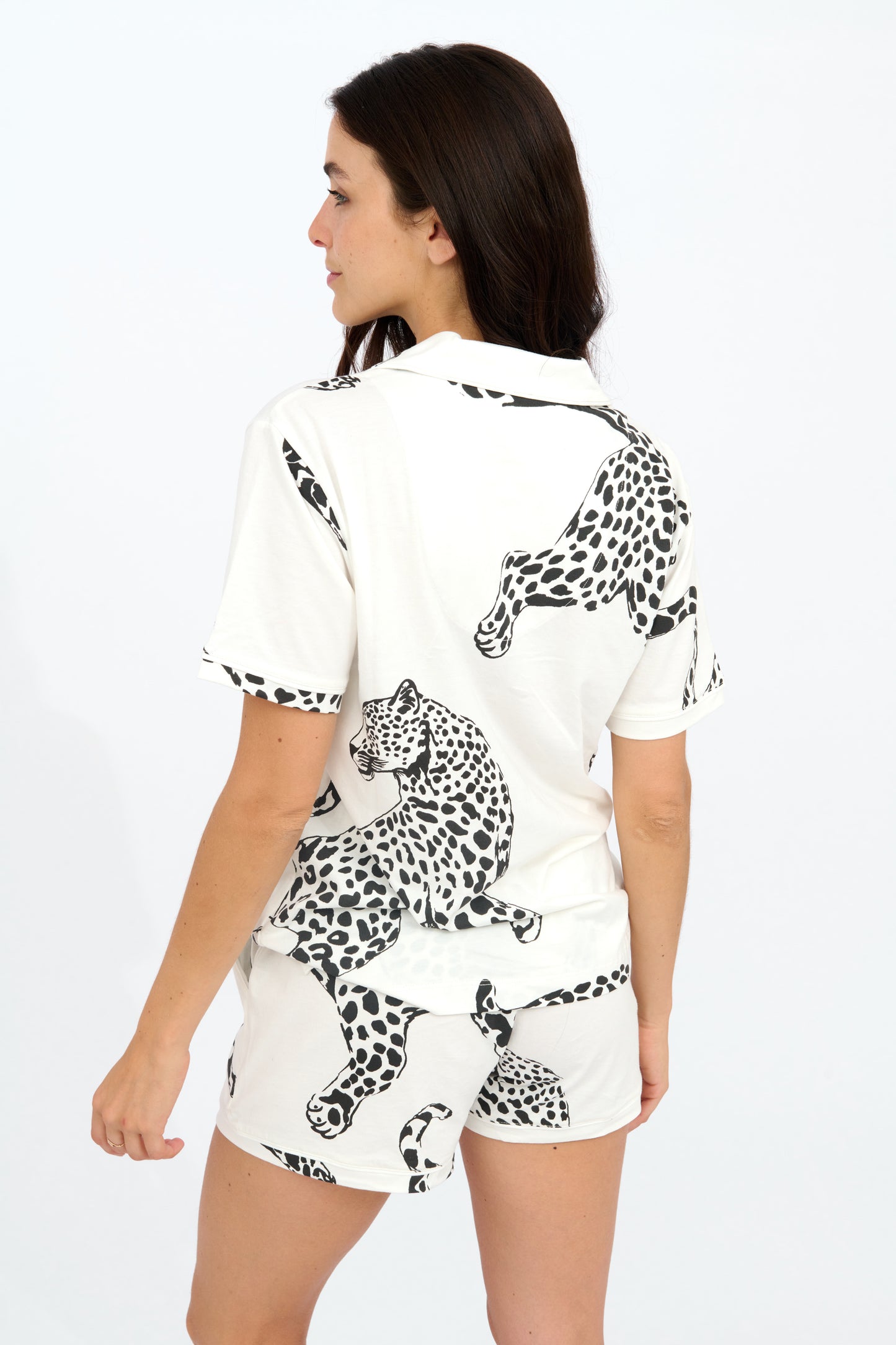 Relaxed Short Set in Jaguar